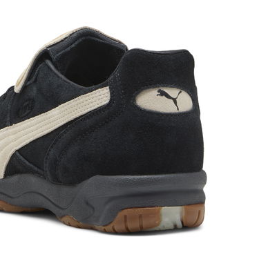 Tennarit ja kengät Puma King Indoor The NeverWorn VI Musta | 402965_01, 2