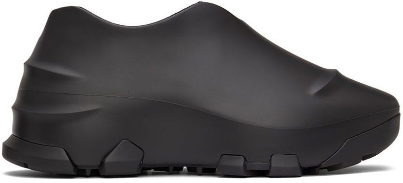 Tennarit ja kengät Givenchy Givenchy Monumental Mallow Low Musta | BHZ013H113