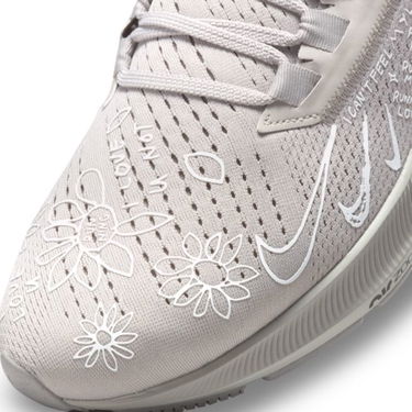 Tennarit ja kengät Nike Air Zoom Pegasus 38 A.I.R.Nathan Bell Harmaa | DM1610-001, 2