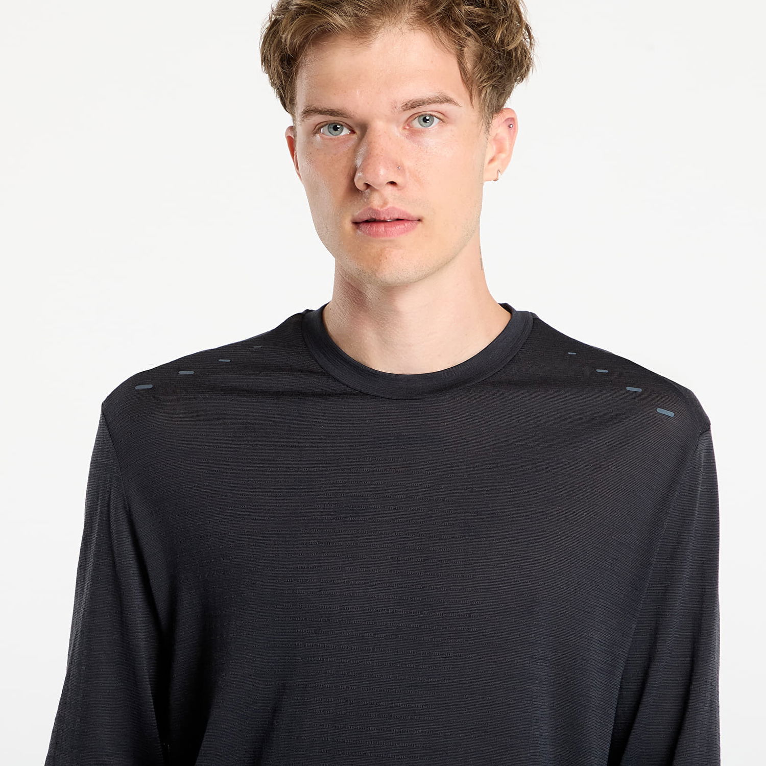 T-paita Nike Run Wool Dri-FIT ADV Long-Sleeve Running Top Musta | HV2718-010, 1