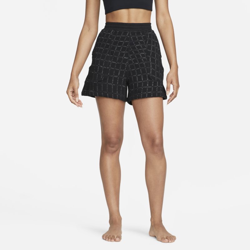Shortsit Nike Yoga Therma-FIT Luxe Shorts Musta | DV4320-010