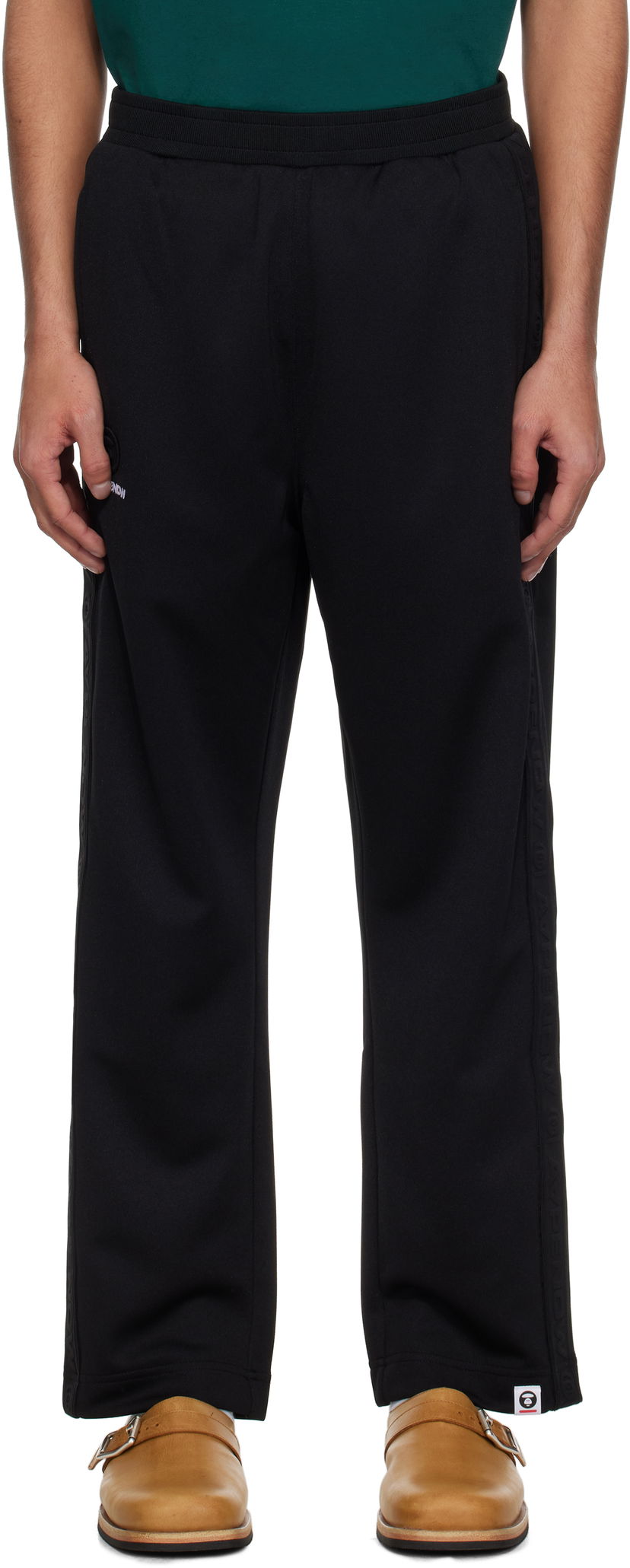 Verryttelyhousut AAPE by A Bathing Ape AAPE by A Bathing Ape 'AAPE Now' Sweatpants Musta | AAPPTMB674XXNBKX