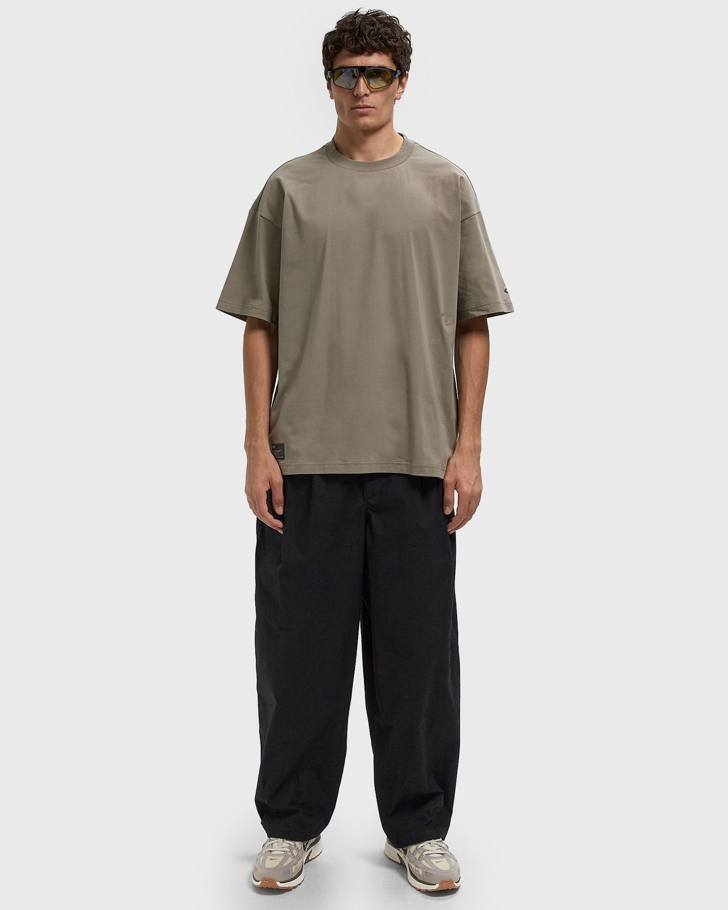 T-paita OAKLEY FGL UNION POCKET T-Shirt with Side Slits 5.0 Beige | FOA407578-881, 1