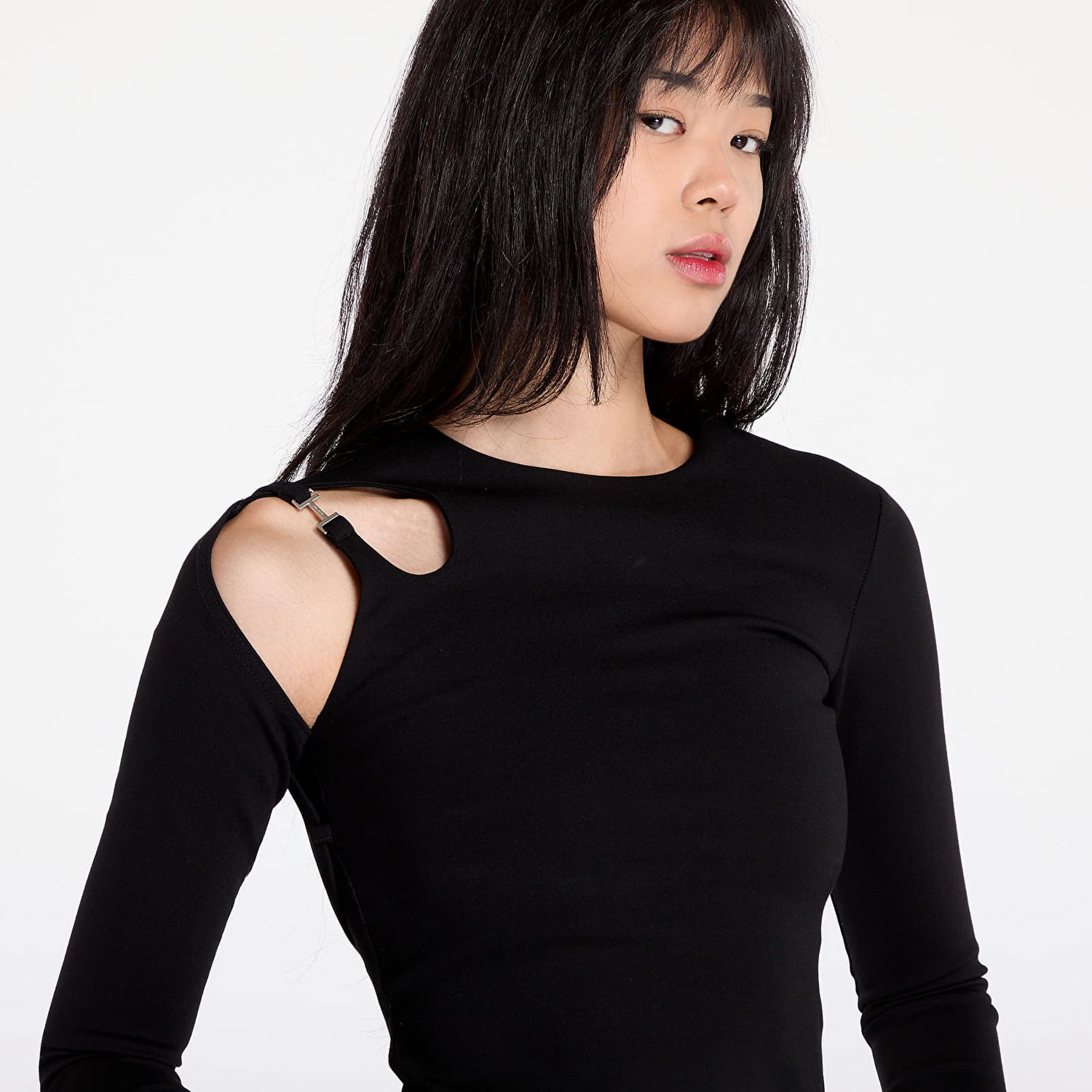 T-paita HELIOT EMIL Etheria Long Sleeve Top with Cutouts Musta | AW24_W_13_071_BLK01, 1