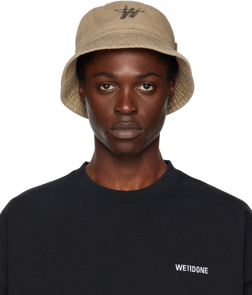 Korkki We11done We11done WD One Logo Bucket Hat Beige | WD-AH3-22-404-U-BG